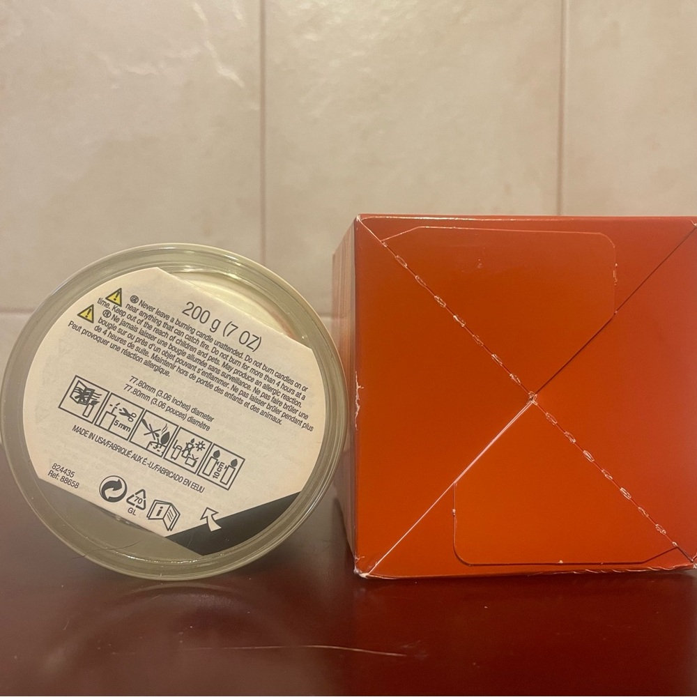 NIB BODY SHOP CANDIED GINGER 7 OZ SCENTED SOY CANDLE Holiday New Old Stock - Picture 8 of 9